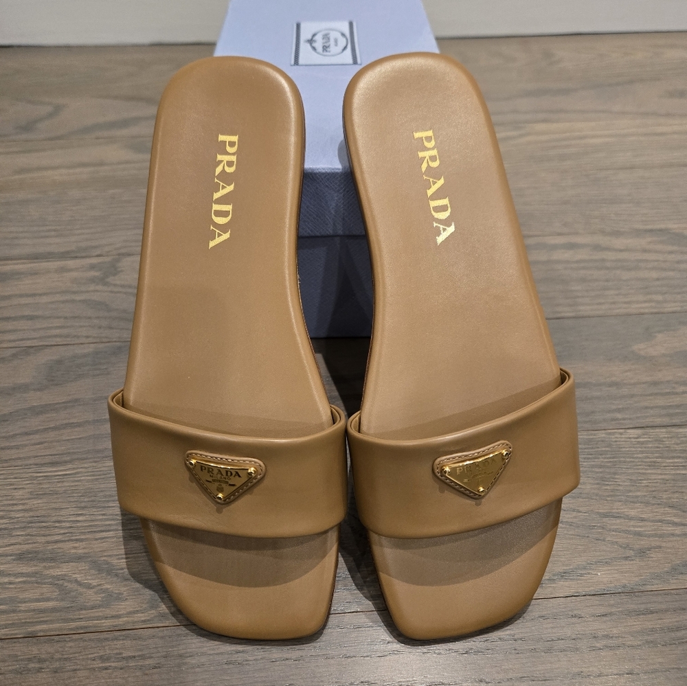 $775 Prada Triangle Logo Leather Sandals Caramel EU 37 US 7 BNIB AUTHENTIC - Picture 5 of 8